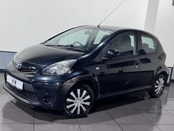 Black Used 2013 Toyota Aygo Hatchback | £2,995 (Fair price)