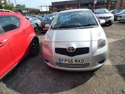 Silver Used 2006 Toyota Yaris T3 Hatchback | £1,695 (Fair price)