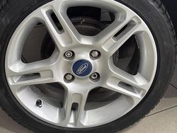 Silver Used 2009 Ford Fiesta Zetec Hatchback | £3,250 (Expensive)