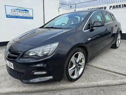 Black Used 2015 Vauxhall Astra Edition Hatchback | £4,495 (Fair price)