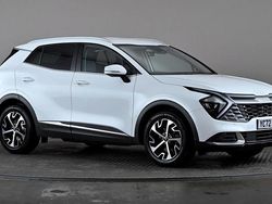 White Used 2022 Kia Sportage 3 SUV | £23,277 (Fair price)