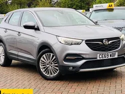 Grey Used 2019 Vauxhall Grandland X S SUV | £8,649 (Fair price)