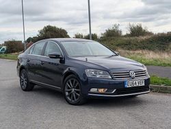 Blue Used 2014 VW Passat Executive Sedan | £7,000 (Fair price)