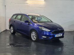 Blue Used 2015 Ford Focus Zetec Estate | £4,495 (Fair price)