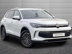 White Used 2024 VW Tiguan Match SUV | £31,095 (Expensive)