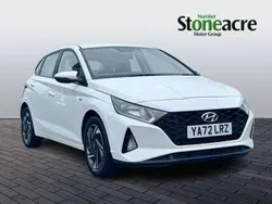 White Used 2023 Hyundai i20 SE Hatchback | £13,000 (Fair price)