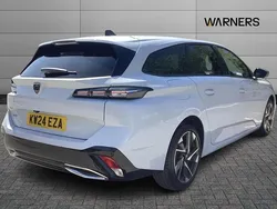 White Used 2024 Peugeot 308 Allure Estate | £19,995 (Fair price)
