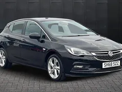Black Used 2018 Vauxhall Astra SRi Hatchback | £10,250 (Fair price)