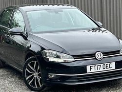 Used 2018 VW Golf VII SE Hatchback | £8,140 (Fair price)