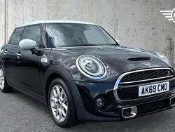 Black Used 2019 Mini Cooper S Classic Hatchback | £17,890 (Fair price)