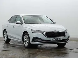 White Used 2021 Skoda Octavia SE L First Edition Hatchback | £15,000 (Fair price)