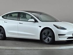 White Used 2021 Tesla Model 3 Standard Range Sedan | £19,298 (Fair price)