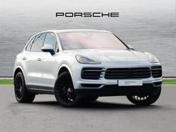 Dolomite silver metallic Used 2023 Porsche Cayenne SUV | £59,990 (Super price)