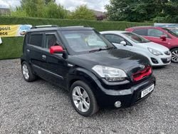 Black Used 2010 Kia Soul SUV | £2,495 (Good price)