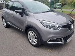 Grey Used 2015 Renault Captur Dynamique SUV | £5,295 (Good price)