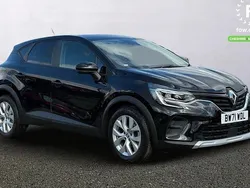 Black Used 2021 Renault Captur Iconic SUV | £12,699 (Fair price)