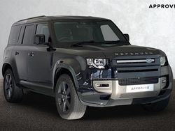 Santorini black Used 2024 Land Rover Defender HSE Dynamic Estate | £67,595 (Good price)