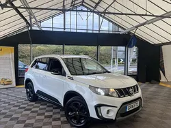 White Used 2016 Suzuki Vitara SUV | £8,495 (Fair price)