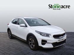 White Used 2022 Kia XCeed 2 SUV | £12,995 (Fair price)