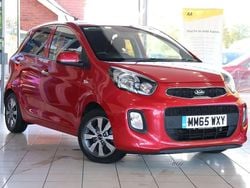 Red Used 2015 Kia Picanto 2 Hatchback | £6,400 (Fair price)