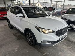 White Used 2017 MG ZS Exclusive Sedan | £9,995 (Fair price)
