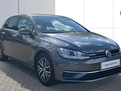 Grey Used 2018 VW Golf VII SE Hatchback | £10,981 (Fair price)