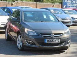 Grey Used 2015 Vauxhall Astra SRi Hatchback | £6,495 (Fair price)