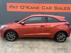 Orange Used 2016 Hyundai i20 SE Coupe | £7,450 (Fair price)