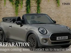 Silver Used 2019 Mini Cooper Classic Hatchback | £16,150 (Fair price)