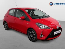 Red Used 2018 Toyota Yaris Hybrid Hatchback | £11,699 (Good price)