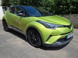 Neon lime green metallic pearl Used 2019 Toyota C-HR Edition SUV | £20,495 (Fair price)