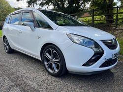 White Used 2014 Vauxhall Zafira SRi MPV | £3,790 (Fair price)