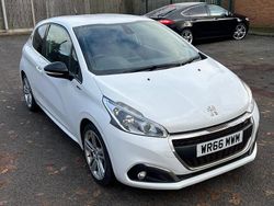 White Used 2016 Peugeot 208 GT-line Hatchback | £3,295 (Super price)