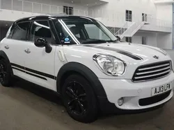 White Used 2013 Mini Cooper D Countryman SUV | £5,550 (Fair price)