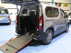 Grey Used 2022 Peugeot Rifter Allure Premium MPV | £24,250 (Expensive)