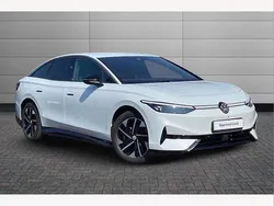 White Used 2025 VW ID.7 Pro Sedan | £34,695