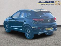 Black Used 2022 MG ZS Excite Sedan | £13,999 (Fair price)