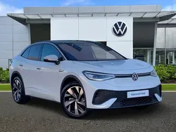 Glacier white Used 2023 VW ID.5 Pro Performance SUV | £27,490 (Fair price)