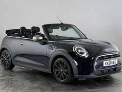Used 2021 Mini Cooper Exclusive Hatchback | £19,700 (A bit pricey)