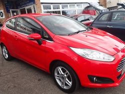 Red Used 2013 Ford Fiesta Zetec Hatchback | £2,995 (Fair price)