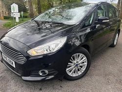 Black Used 2016 Ford S-MAX Zetec MPV | £11,495 (Super price)