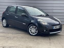 Black Used 2010 Renault Clio II Initiale Hatchback | £2,699 (Fair price)