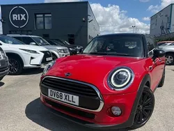 Red Used 2018 Mini Cooper D Hatch Hatchback | £9,995 (Expensive)