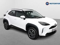 White Used 2023 Toyota Yaris Hybrid Estate | £21,549 (Fair price)