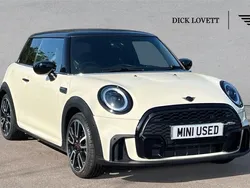 White Used 2022 Mini Cooper Hatch Hatchback | £17,695 (Fair price)