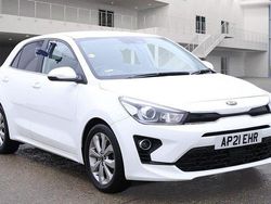 White Used 2021 Kia Rio 3 Hatchback | £8,800 (Fair price)