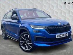 Race blue metallic Used 2023 Skoda Kodiaq SportLine SUV | £29,500 (Fair price)