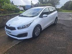 White Used 2024 Kia Ceed | £6,995 (Super price)