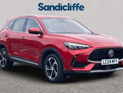 Tri coat dynamic red Used 2023 MG HS SE SUV | £15,179 (Fair price)