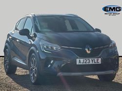 Blue/black Used 2023 Renault Captur Techno SUV | £16,995 (Fair price)